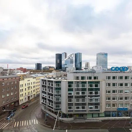 Central Cozy With Parking Tallin